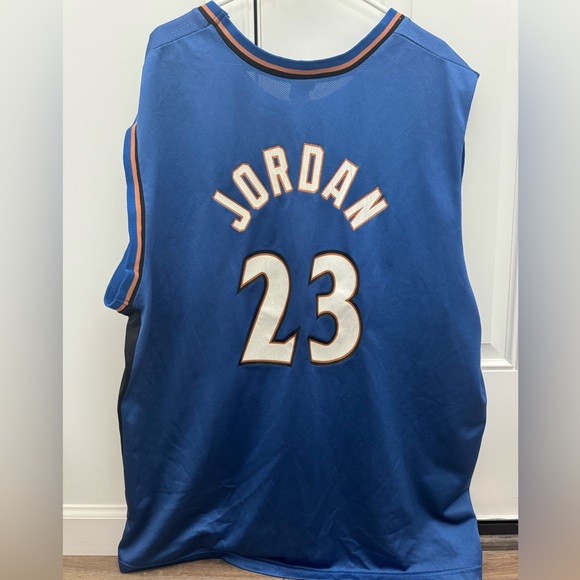 Michael Jordan #23 Washington Wizards Jersey - Champion - size 48 / XL - Picture 3 of 6
